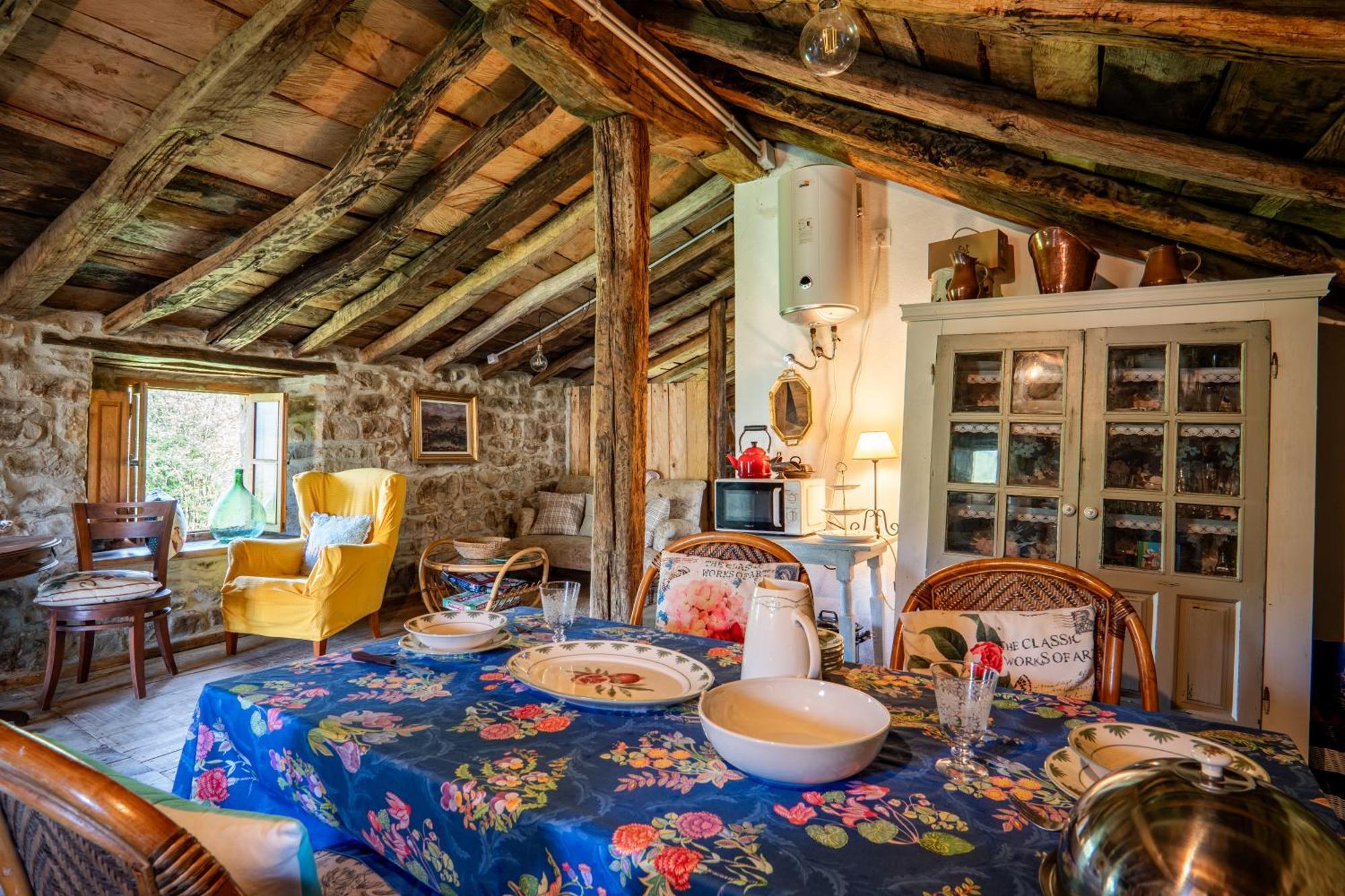Vivienda Pasiega Lo Lucas 1920 San Roque de Ríomiera Zewnętrze zdjęcie
