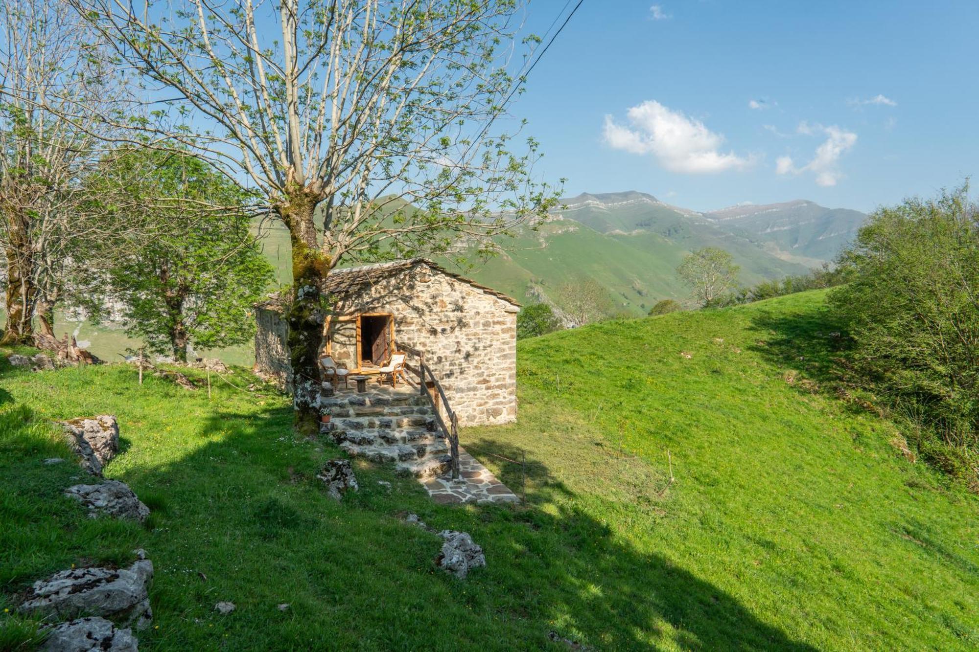 Vivienda Pasiega Lo Lucas 1920 San Roque de Ríomiera Zewnętrze zdjęcie